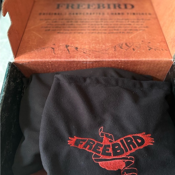NWOT Freebirds Wazee Sandals - Picture 5 of 5